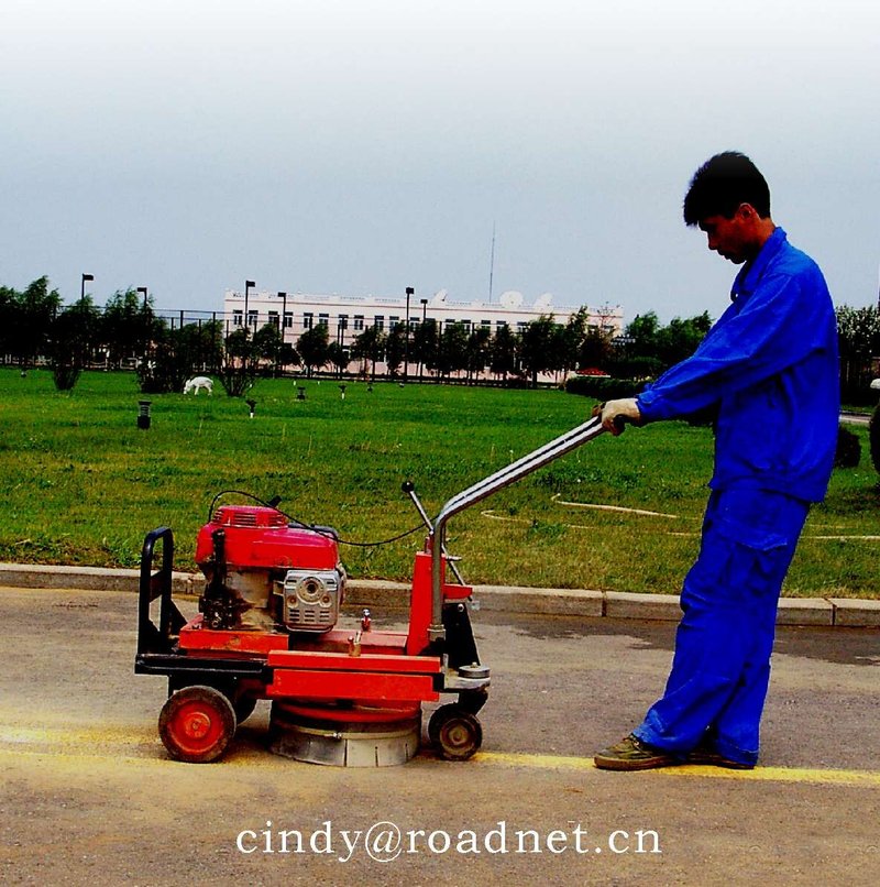 Thermoplastic Old Lines Remover